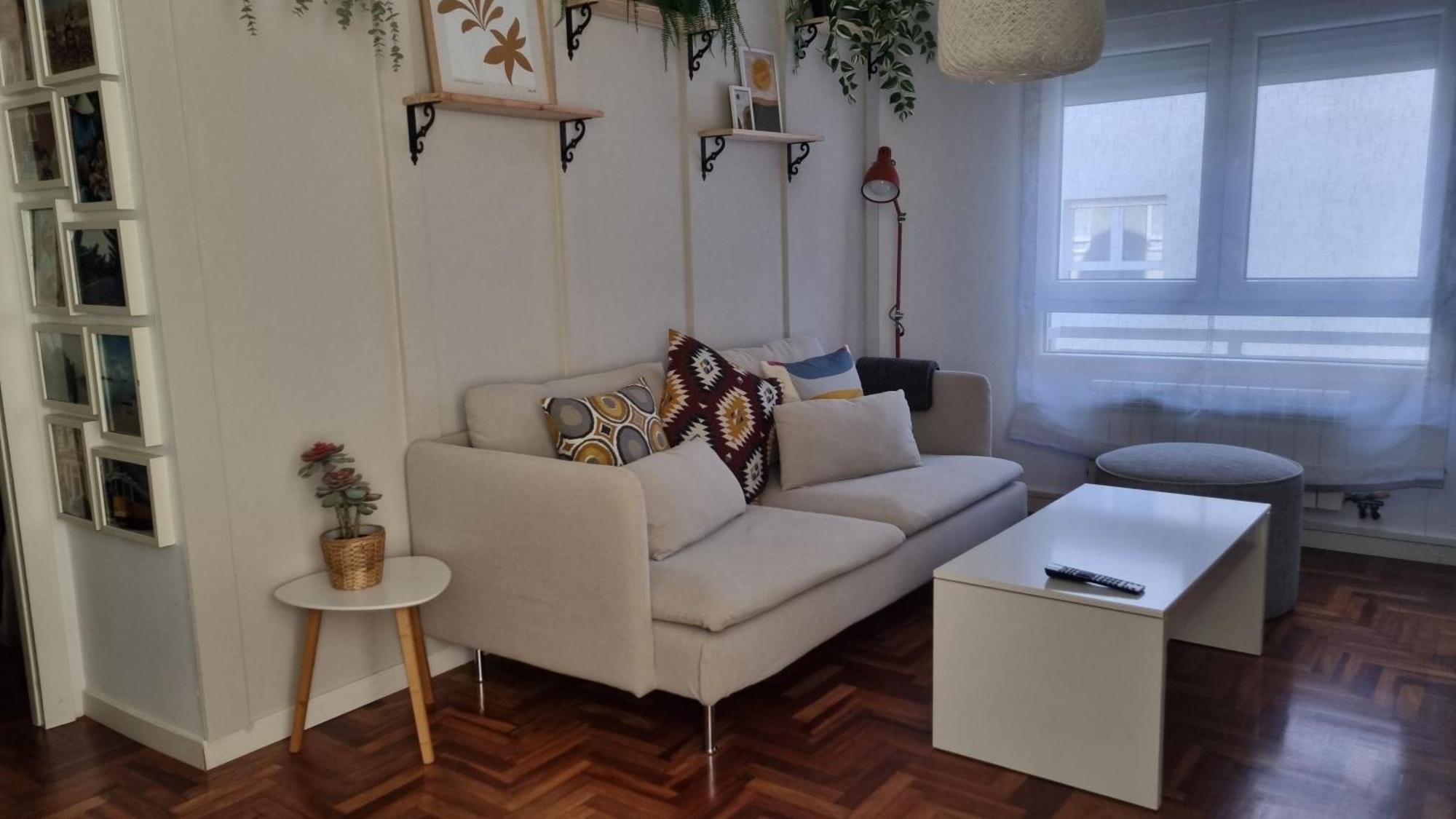 Apartamento Piso Centro Con Garaje *